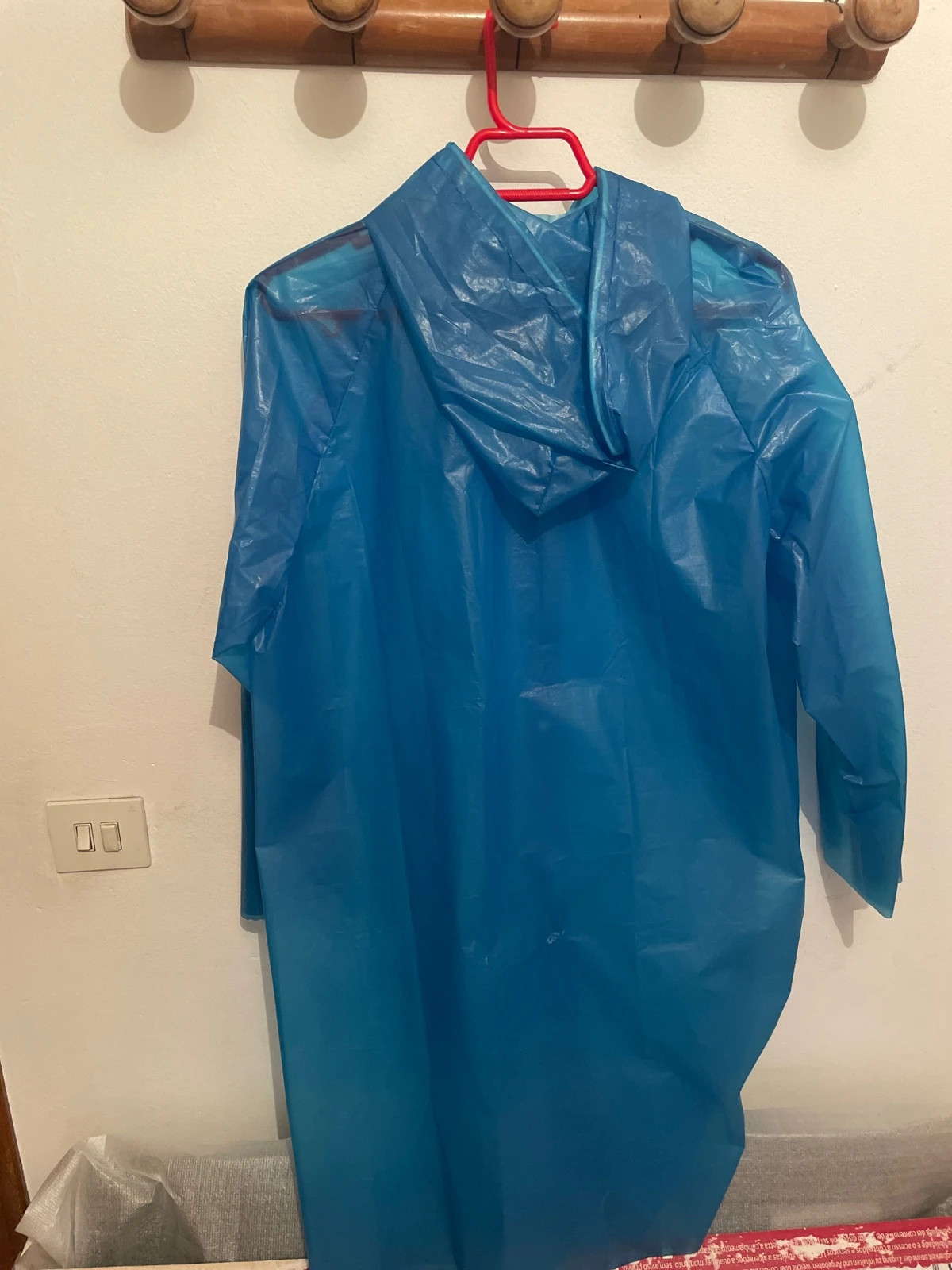 Chubasquero impermeable con capucha – ligero y práctico – Ideal – taille Taille unique 3
