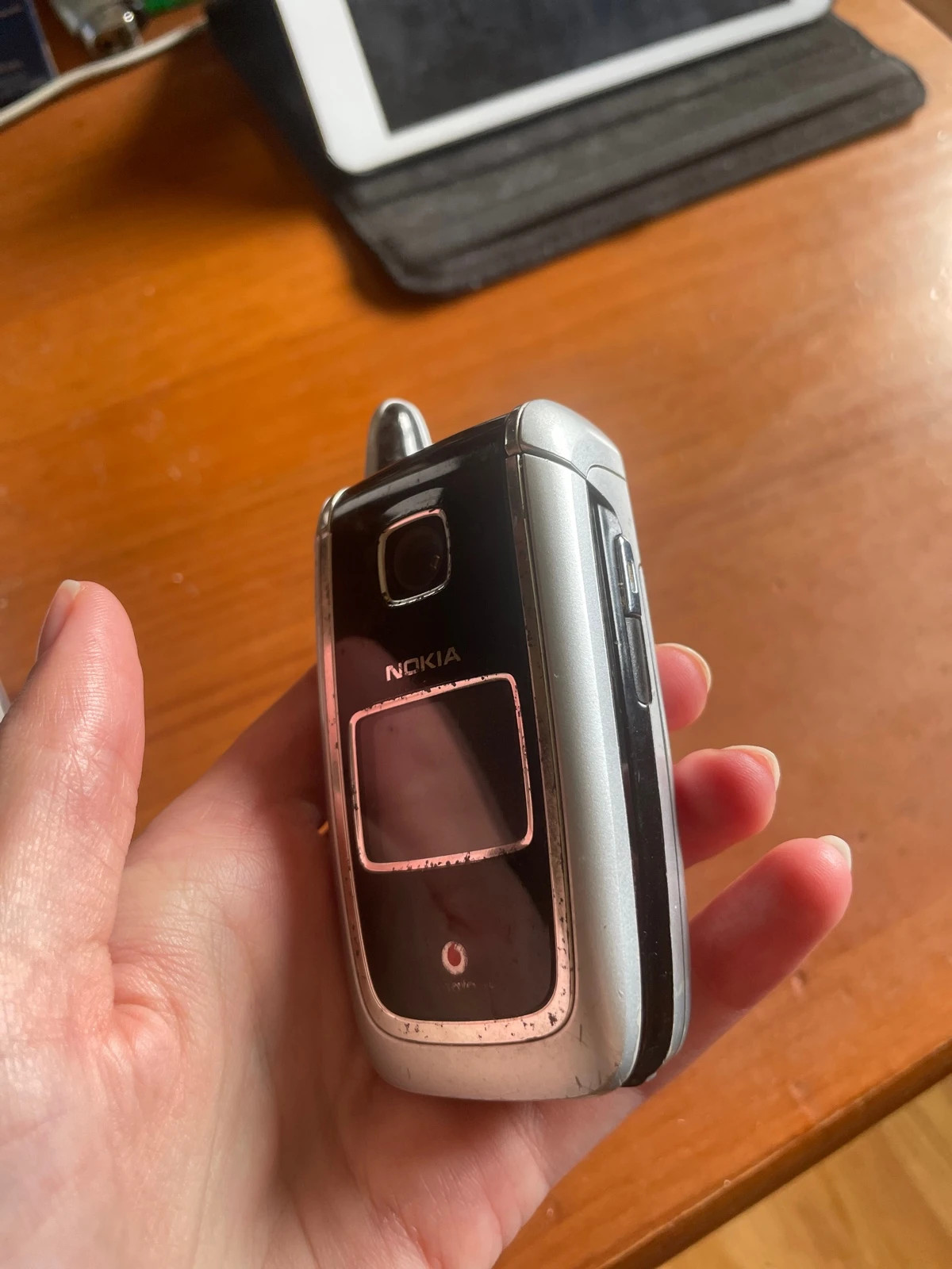 Nokia 6101 Vintage – Móvil plegable retro con antena – Nokia 5