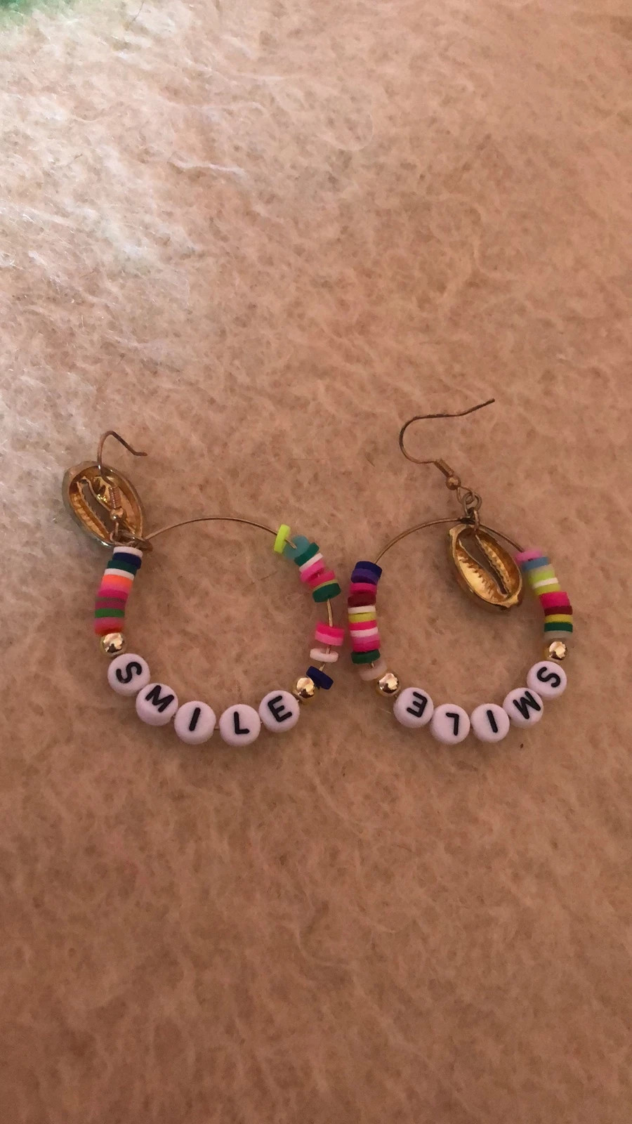 Pendientes Smile – Estilo Veraniego y Colorido