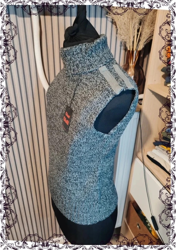 Pull col roulé sans manches y2k