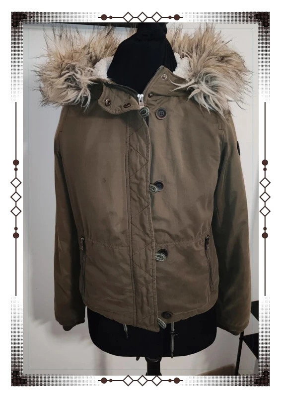 Manteau only