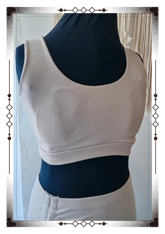 Ensemble jupe et top – New Collection – taille XS / 34 / 6 2