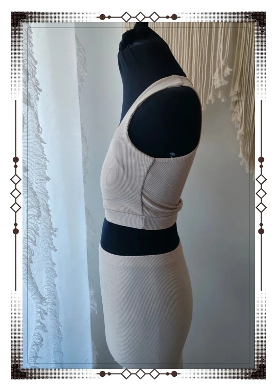 Ensemble jupe et top – New Collection – taille XS / 34 / 6 4