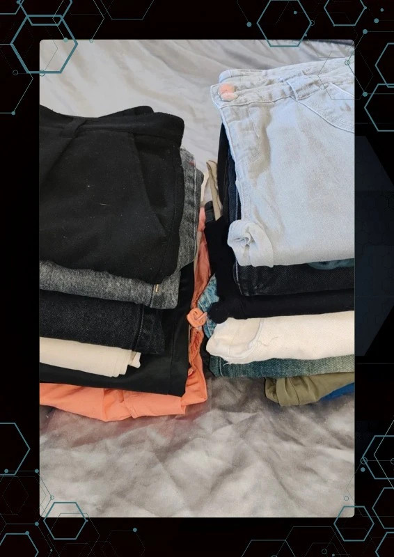 Lot 27 pantalons femme taille 40