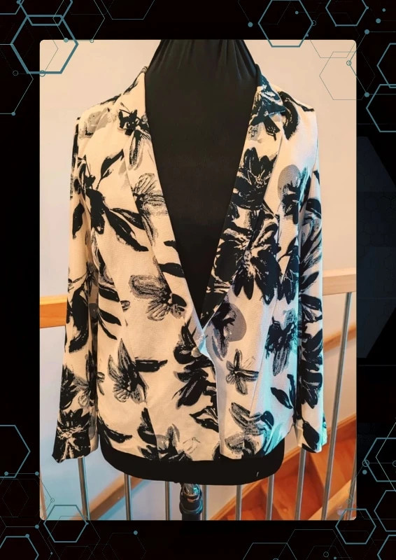 Blazer Lily white