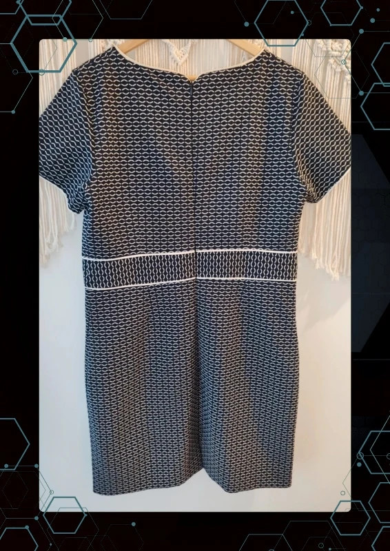 Robe marine – Un Jour Ailleurs – taille XXL / 44 / 16 3