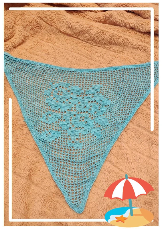 Foulard triangle crochet