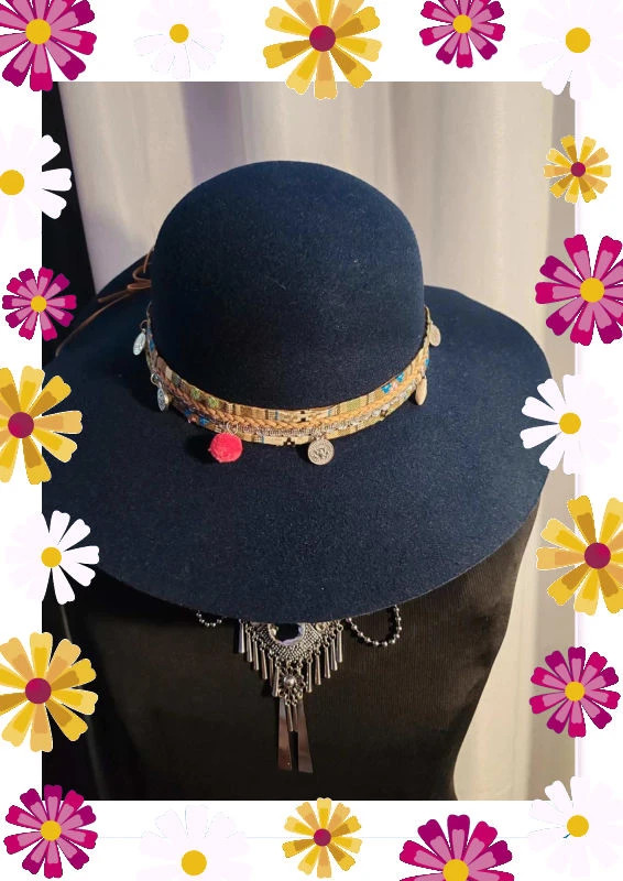 Chapeau bleu marine – by Alex paris – taille Taille unique
