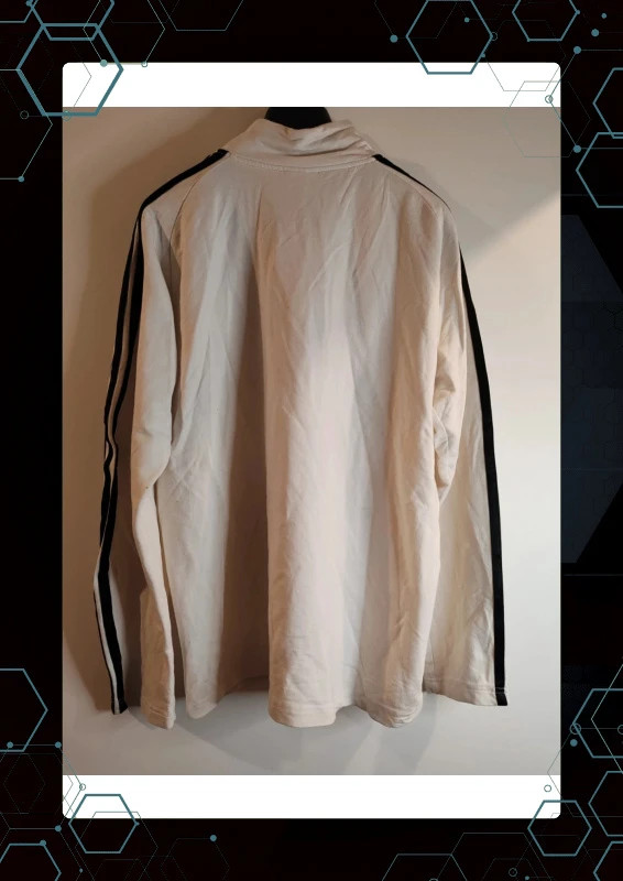 Pull Real Madrid – adidas – taille 16 ans / 176 cm 3