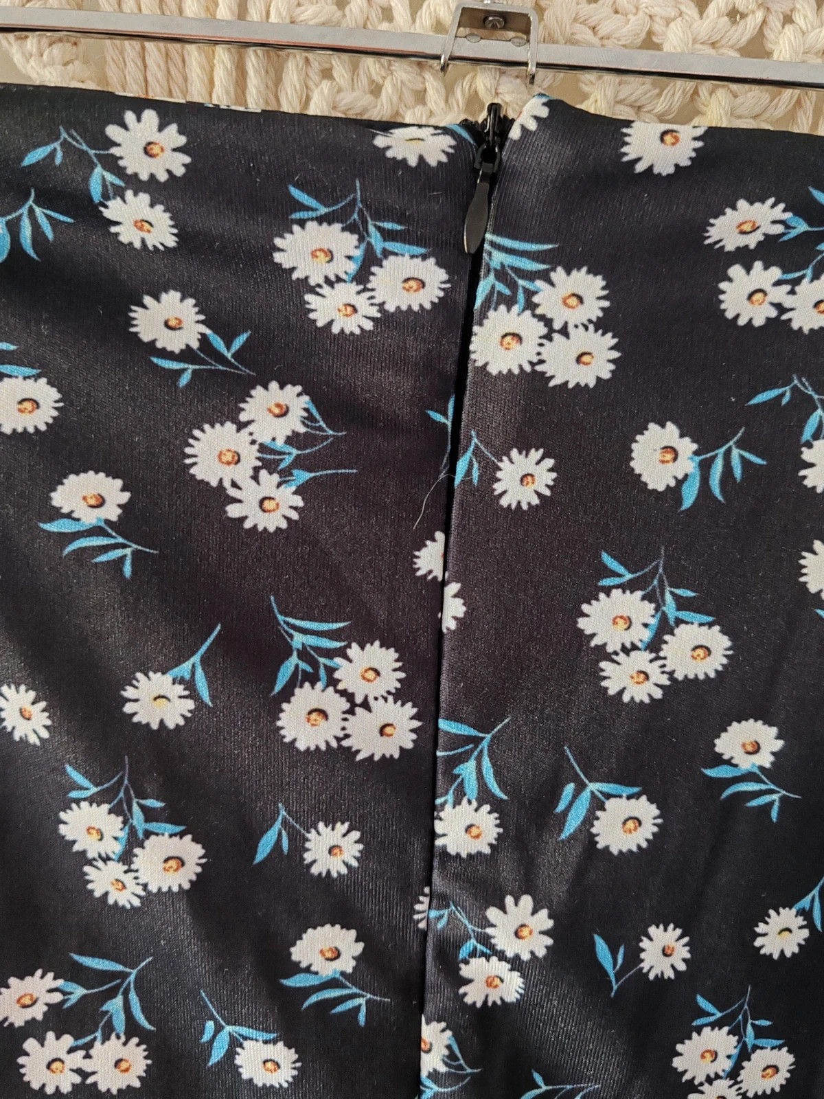Jupe fleurs new collection #40 – New Collection – taille L / 40 / 12 4