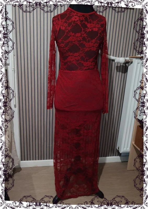 Robe longue dentelle rouge