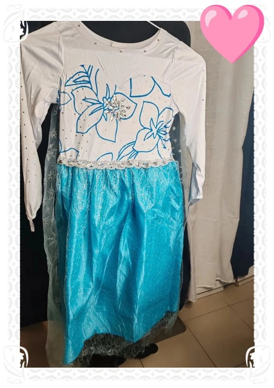 Robe la reine des neiges a led – Frozen – taille 5 ans / 110 cm 3