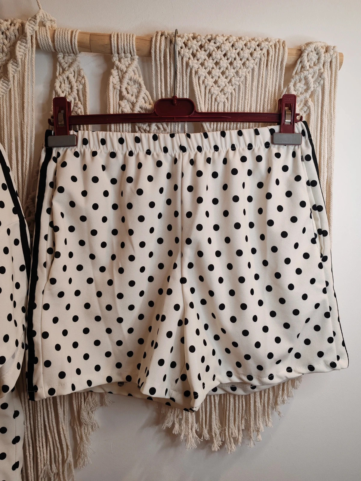 Ensemble blanc et noir – M-Made in Italy – taille Taille unique 5