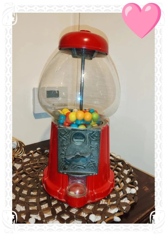 Distributeur bonbons vintage