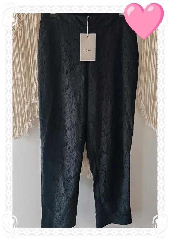 Pantalon noir dentelle Ichi