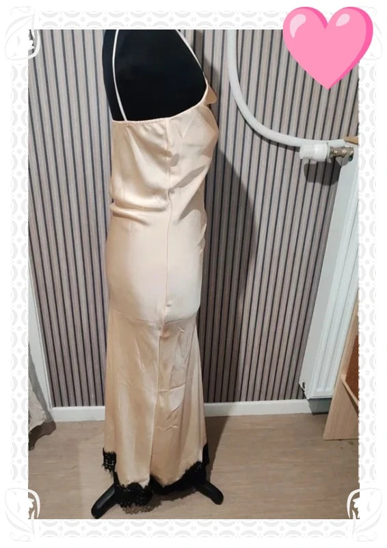 Robe longue satiné beige doré noir – Made in Italie – taille Taille unique 4