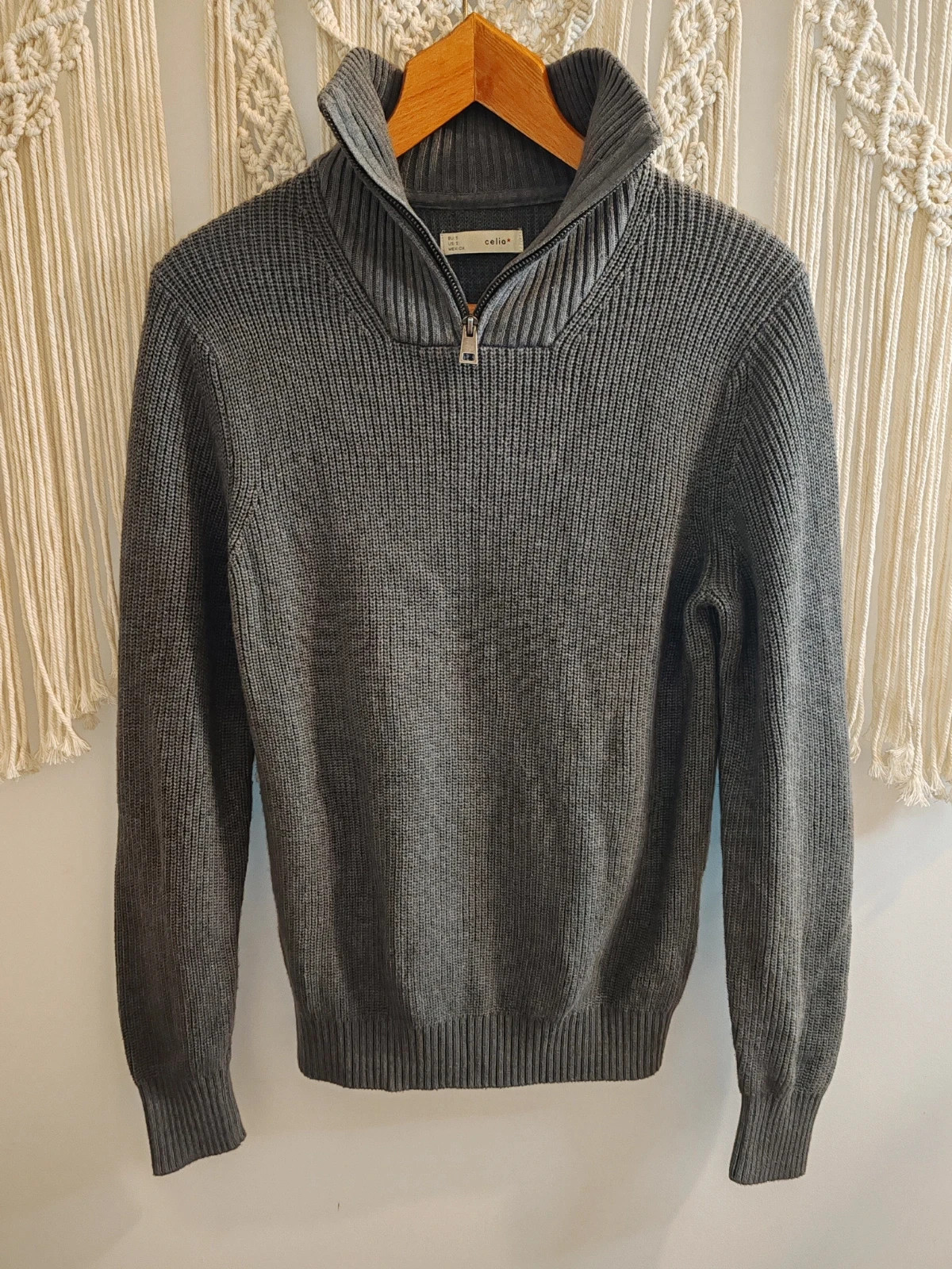 Pull Celio