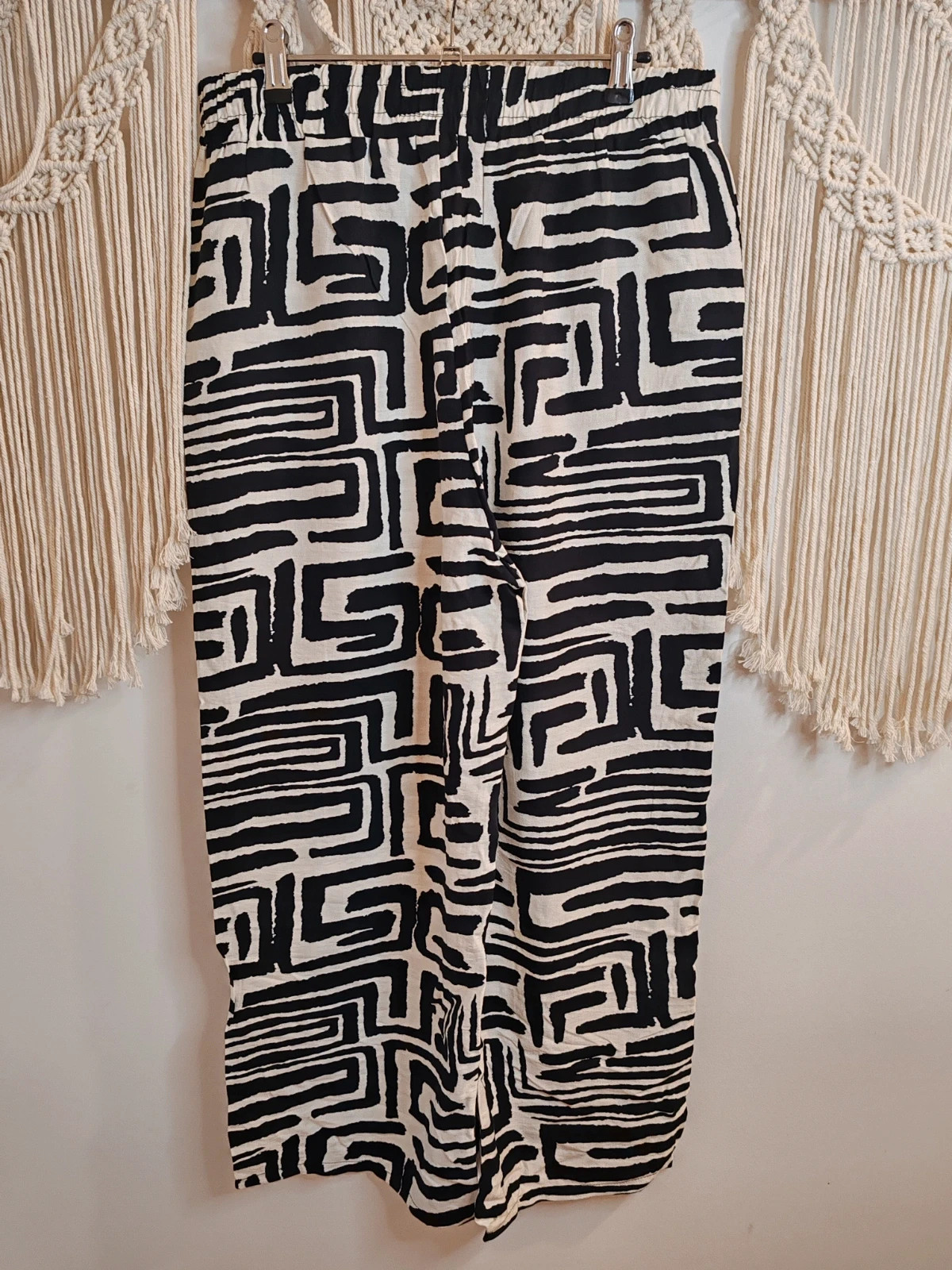 Pantalon motifs noir – huafeng – taille XXL / 44 / 16 4