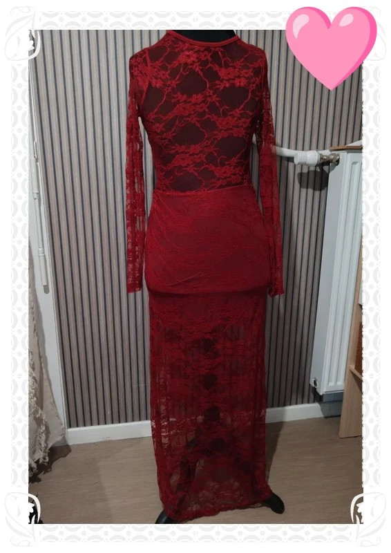 Robe longue dentelle rouge