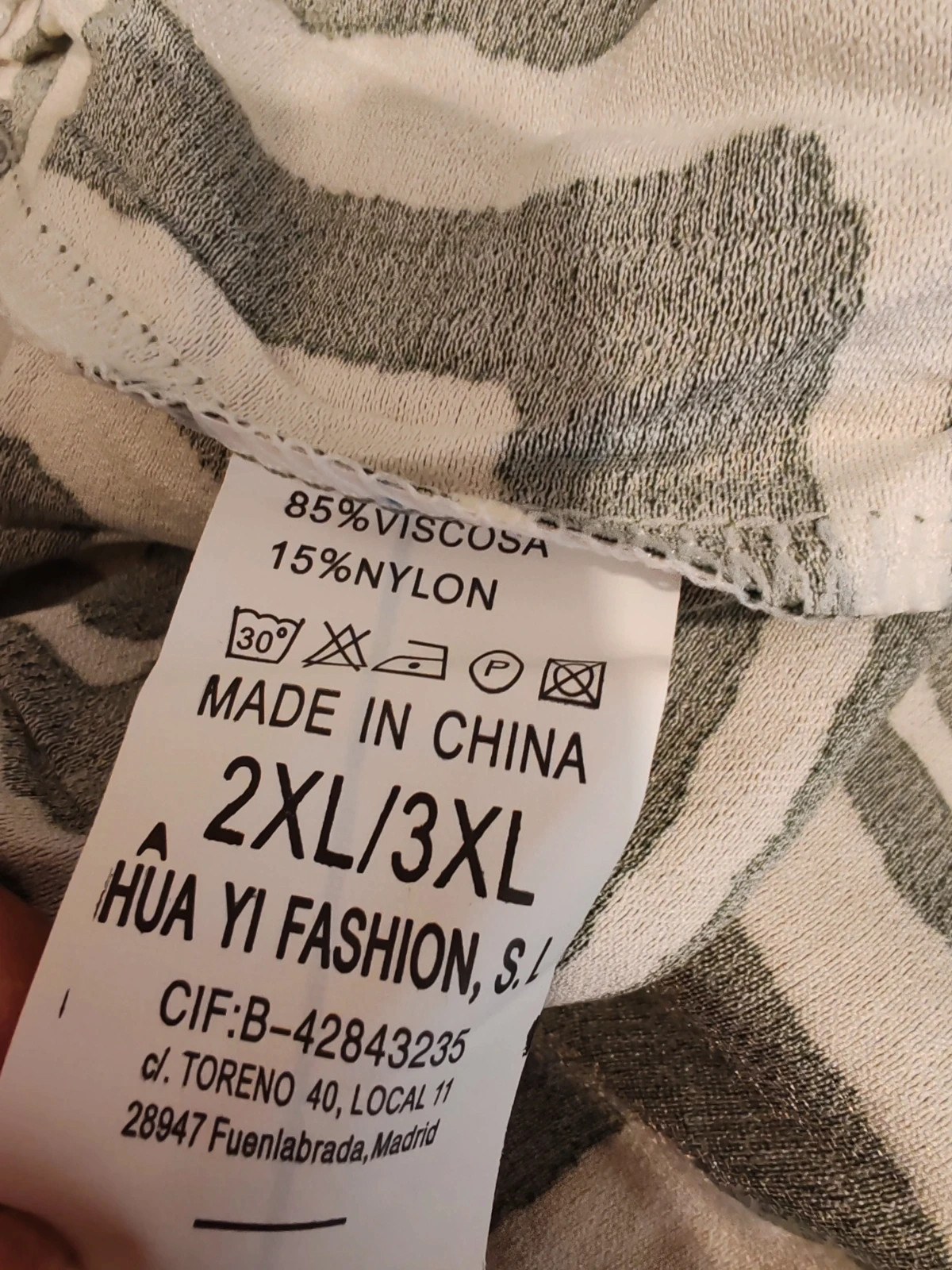 Pantalon motifs vert – huafeng – taille XL / 42 / 14 5