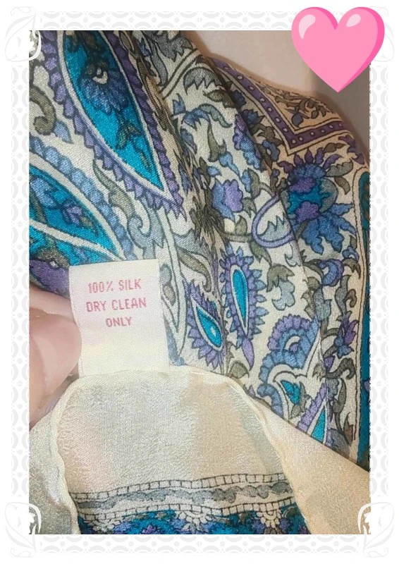 Foulard en soie – Silk mark 3
