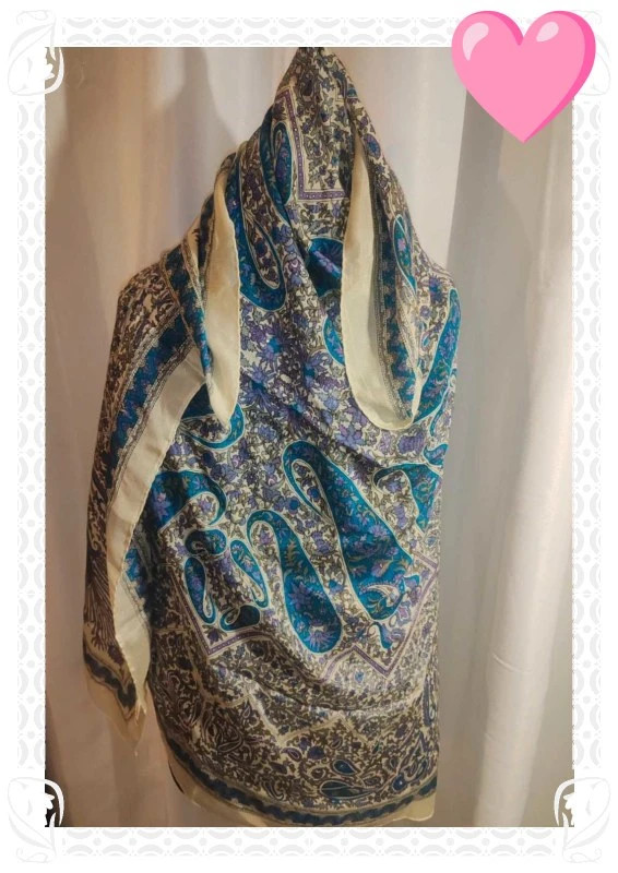 Foulard en soie – Silk mark 2