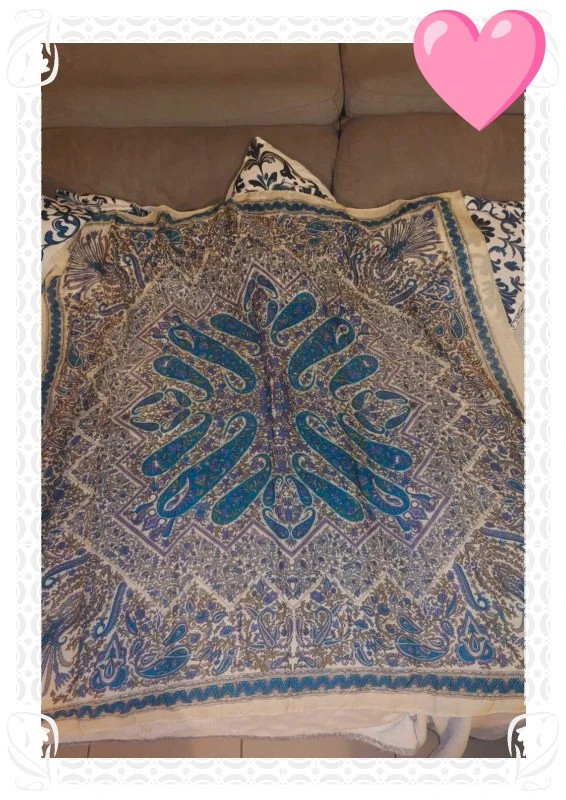 Foulard en soie – Silk mark 5