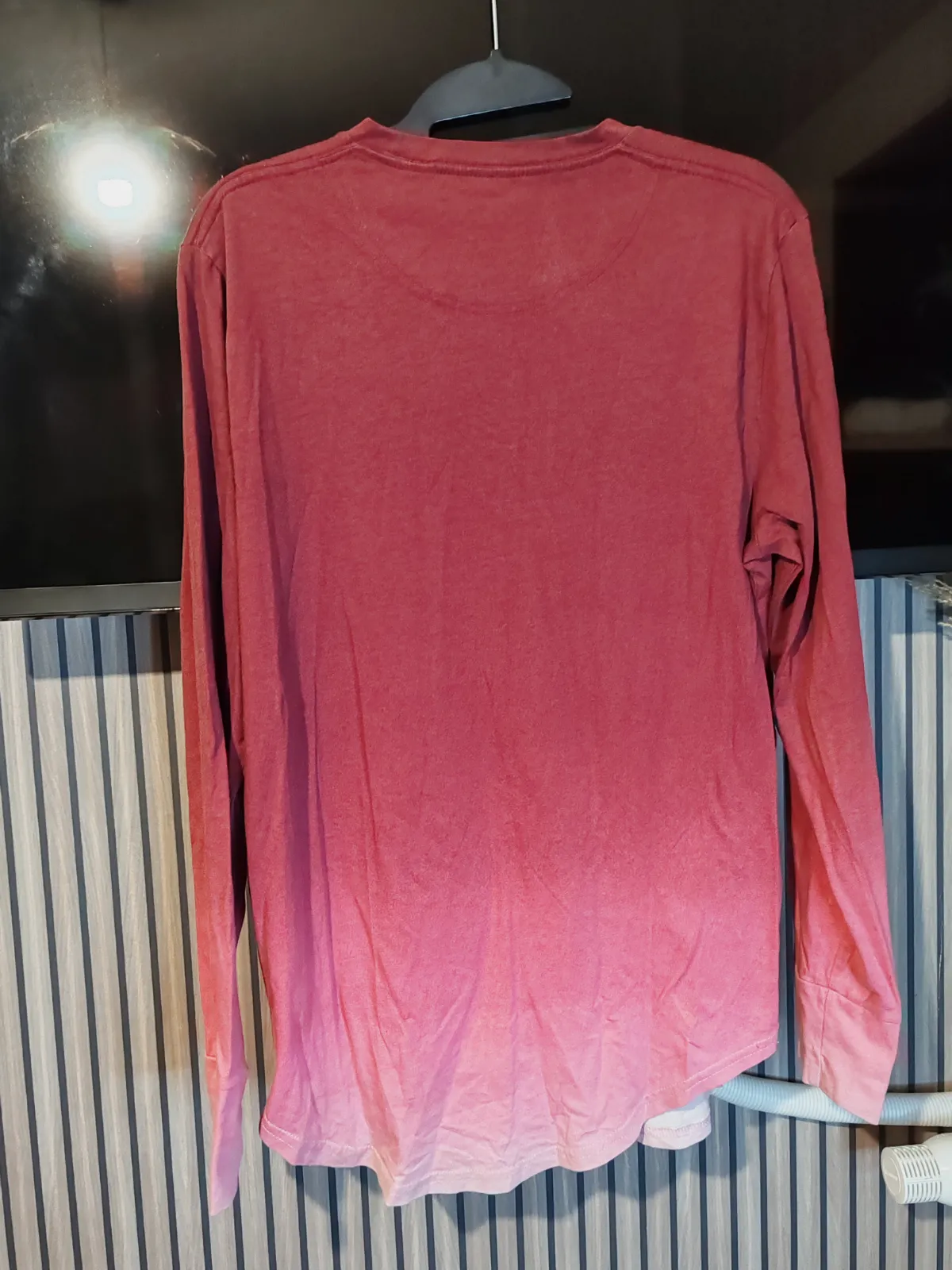 T-shirt manches longues Hollister dégradé rouge – Hollister – taille S 4