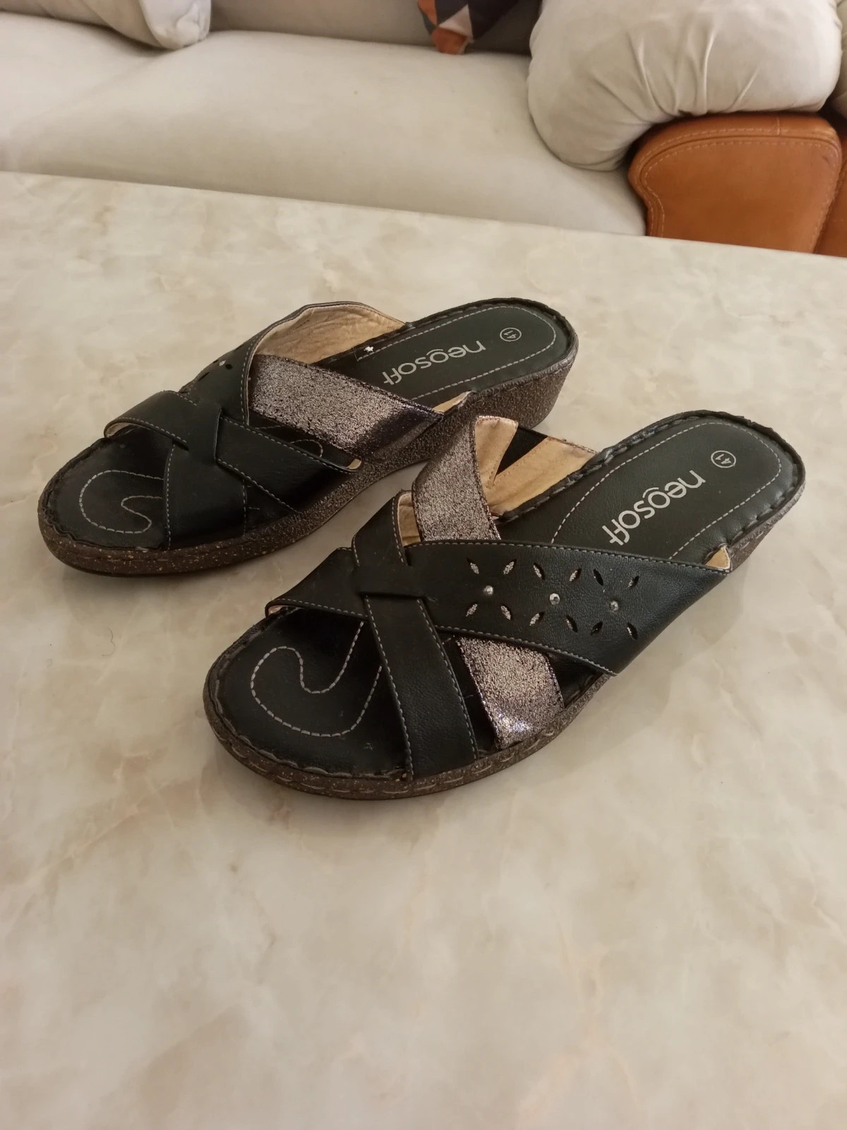 Sandales Femme Neosoft Noires Taille 41 | Claquettes Confortables et Légères – neosoft – taille 41 3