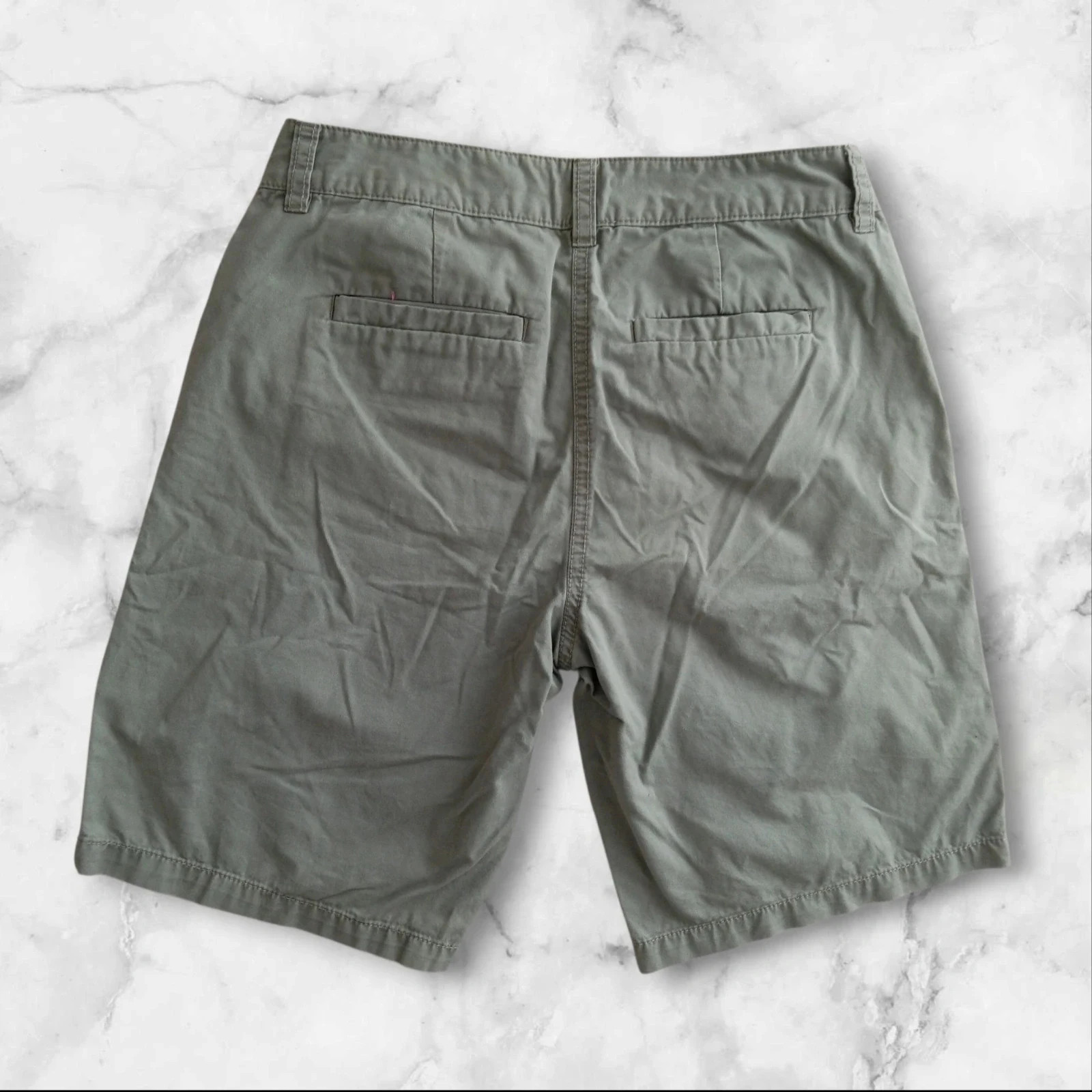 Short Benetton garçon 12 ans 152 cm – Kaki – Très bon état – Coton / Cargo / Casual – y2k – taille 12 ans / 152 cm 2