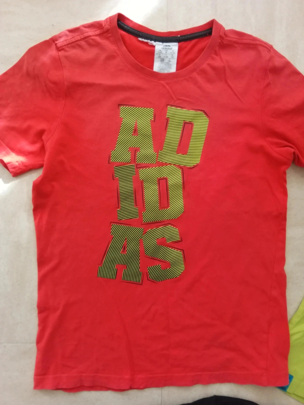 LOT 3 t-shirts garçon 11-12 ans – Adidas/graphique – Très bon état – Sport/Street – adidas – taille 12 ans / 152 cm 2
