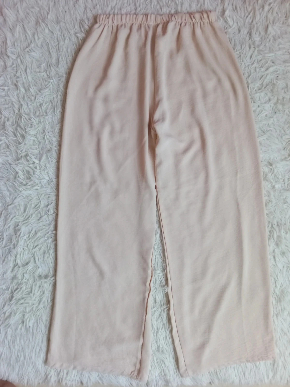 Pantalon large New Collection IT – Beige – Neuf étiquette – Wide leg / Fluide / Été – Tendance – taille Taille unique 4