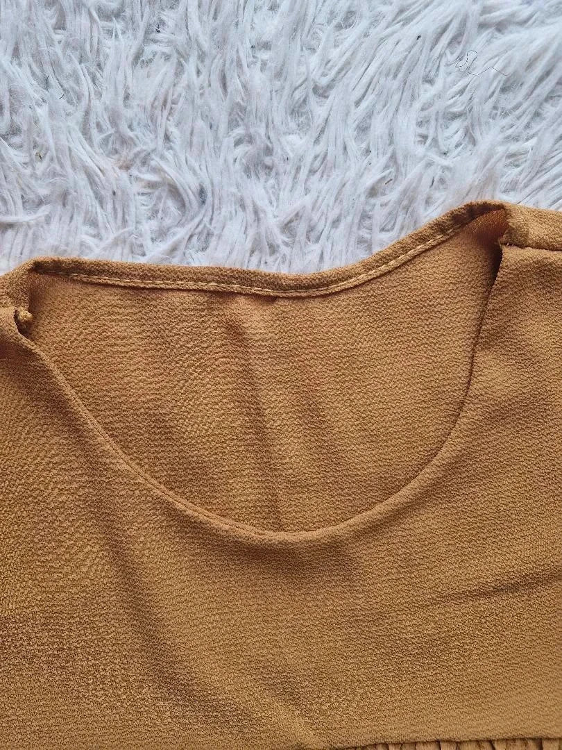 Robe moutarde IT – Manches longues – Neuf sans étiquette – Été / Automne / Casual – Tendance – taille Taille unique 3