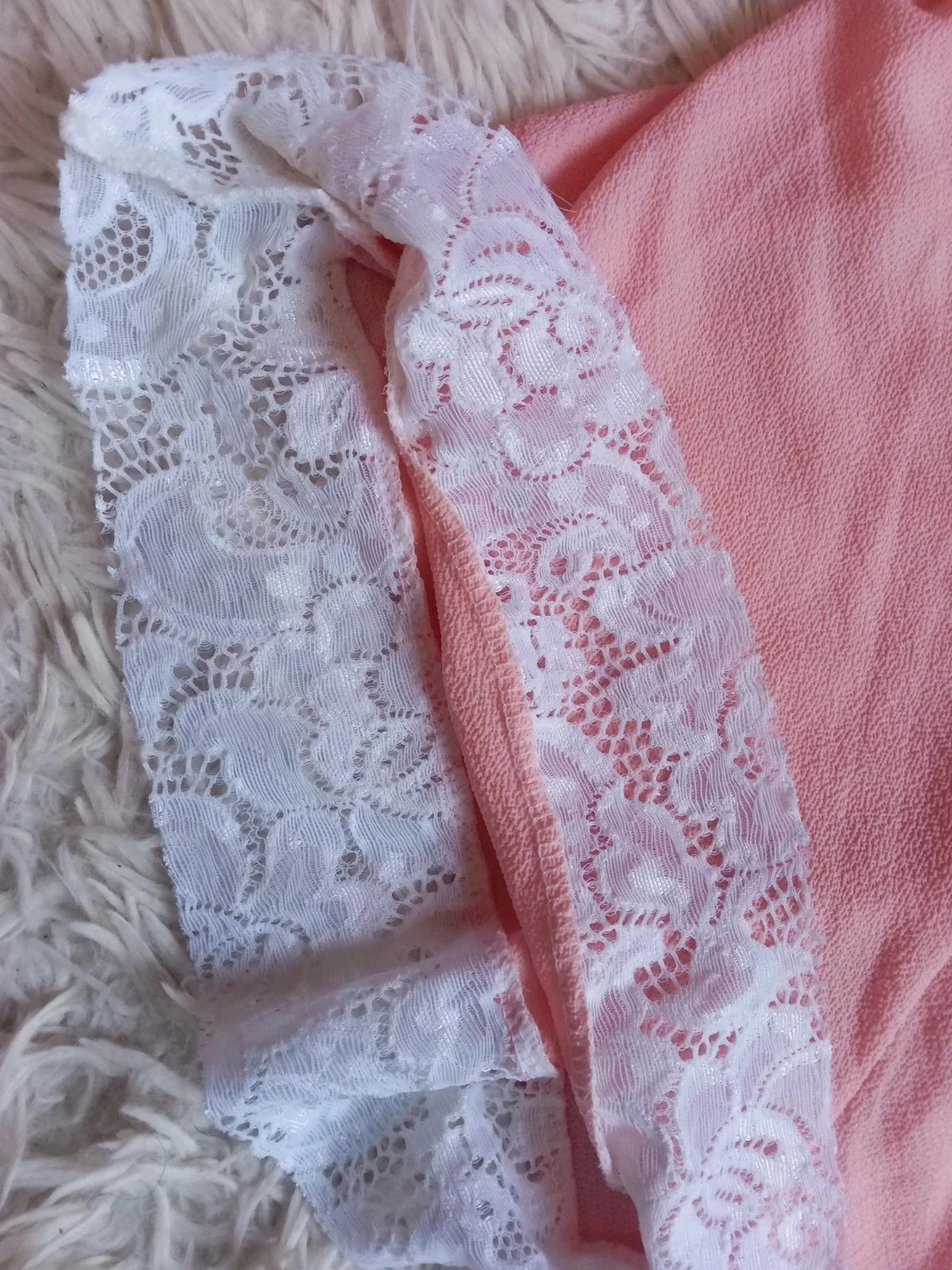 Tunique rose dentelle TU – Neuf – Ample / Bohème / Été / Élégante – Tendance – taille Taille unique 2