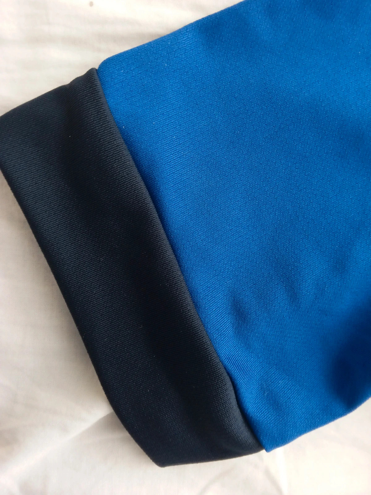 T-shirt Kipsta garçon 14 ans 164 cm – Bleu/Noir – Très bon état – Football / Sport – Kipsta – taille 14 ans / 164 cm 2