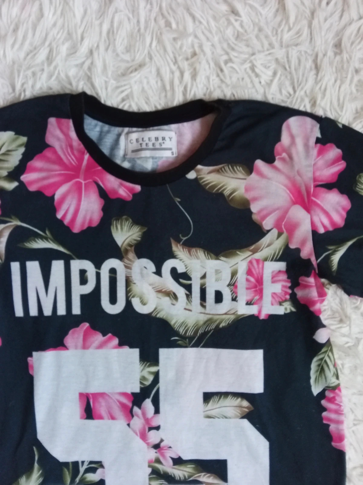 T-shirt Celebry Tees taille S – Rose & Noir – Très bon état – Streetwear / Oversize – Celebry Tees – taille S 4