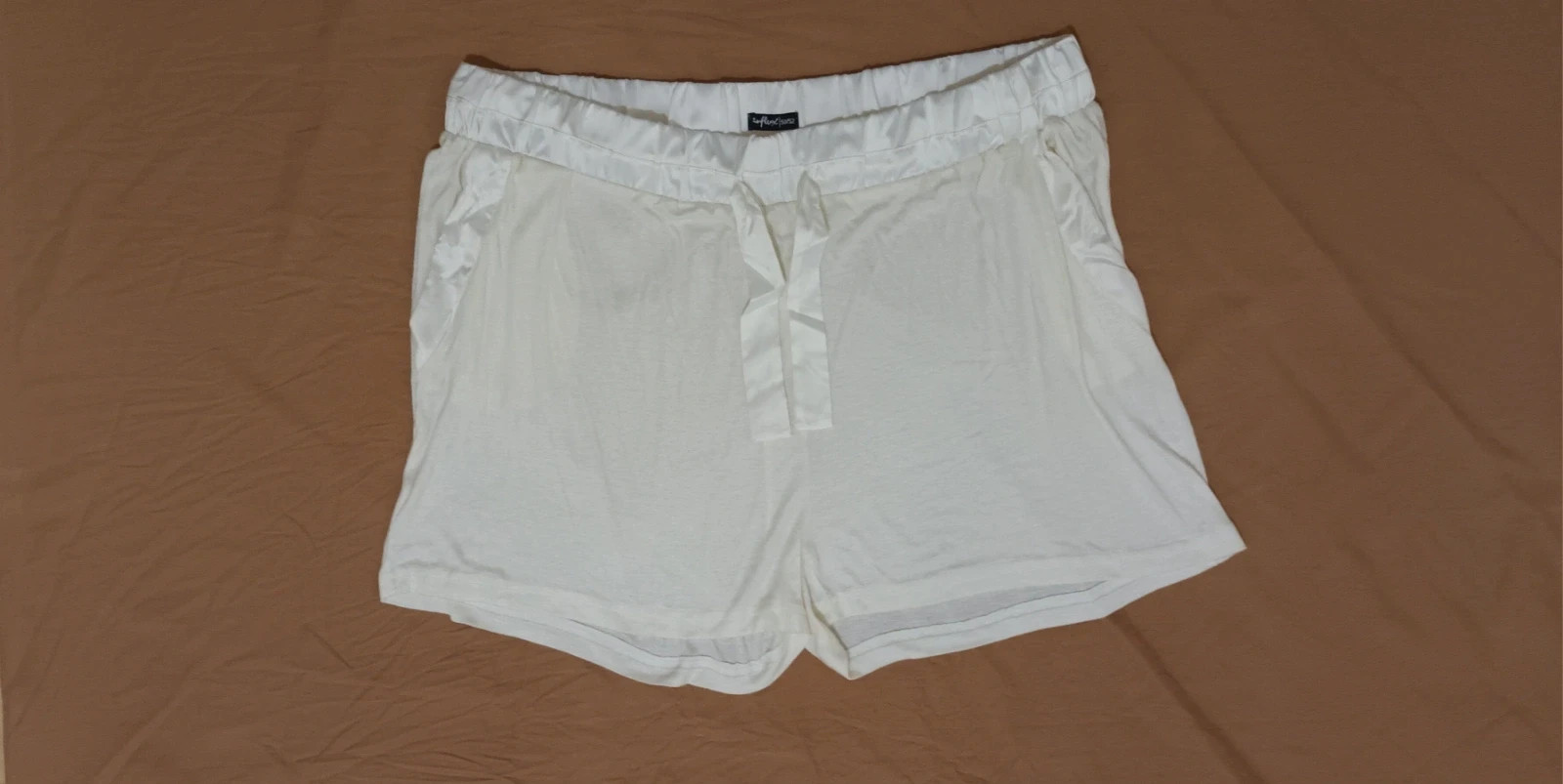Ensemble lingerie femme blanc T-shirt & short Tailles 46/48 haut & 50/52 bas Neuf avec étiquette – Influx – taille 4XL / 48 / 20 2