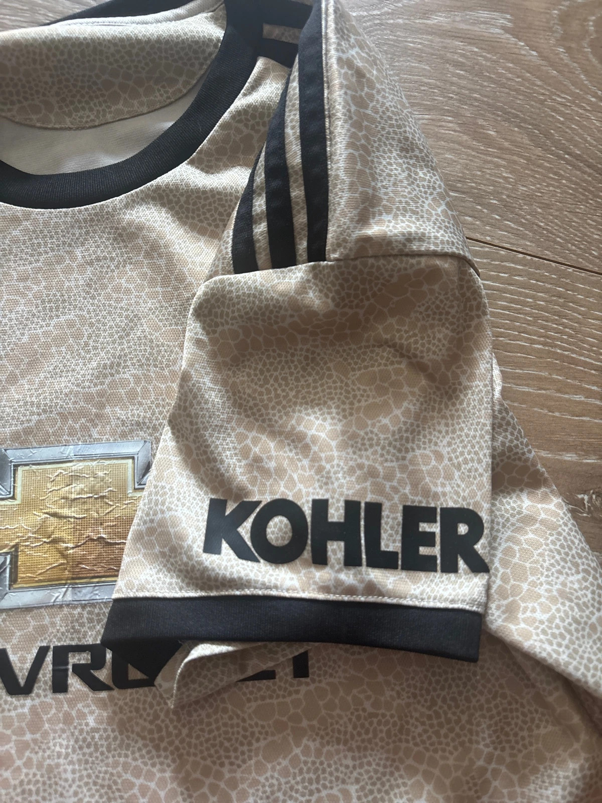 Maillot dore Manchester United Taille L – adidas – taille L 5