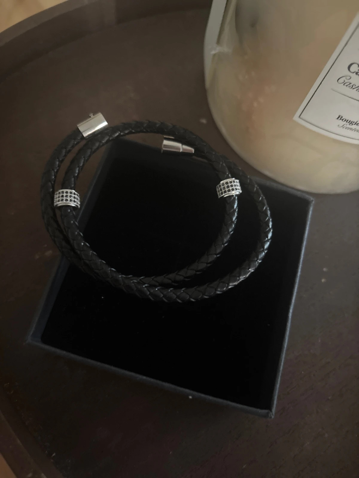 Bracelet noir aimantée – Accessoires 2