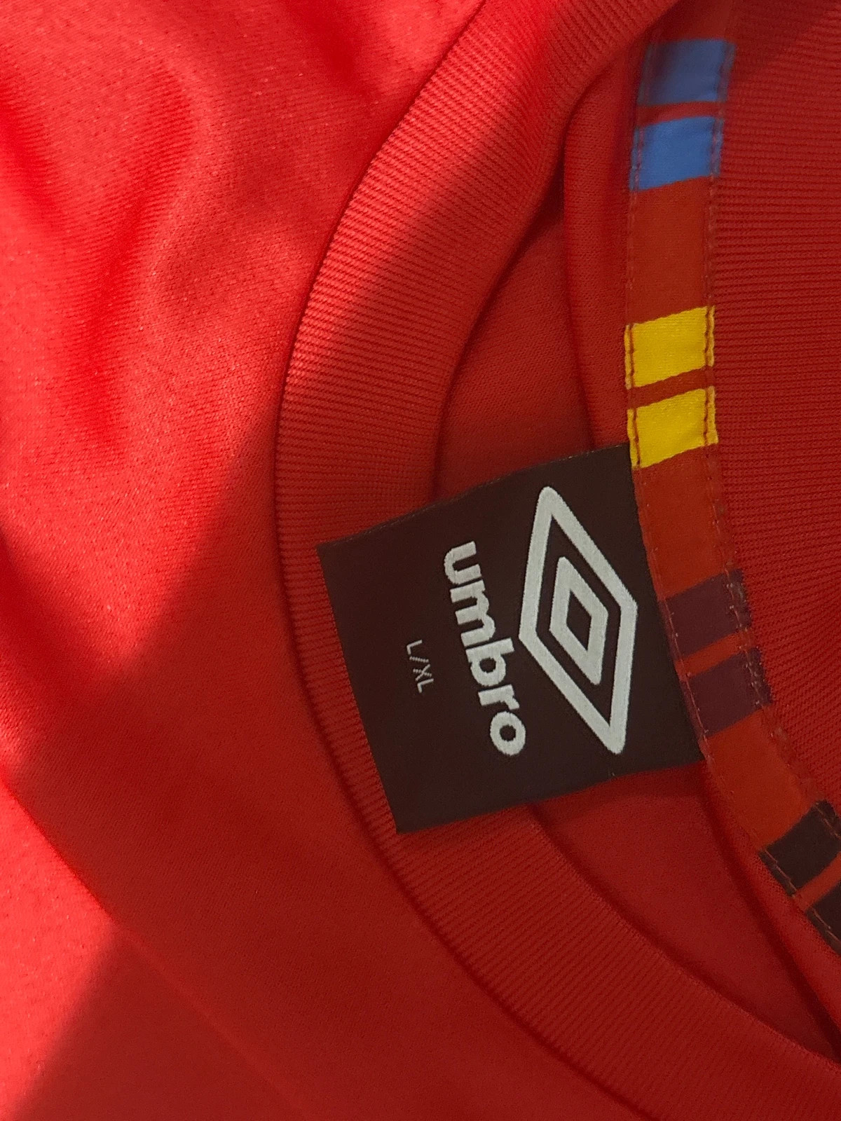 Maillot Umbro Colab Pringles Rouge L/XL homme – Umbro – taille L 3