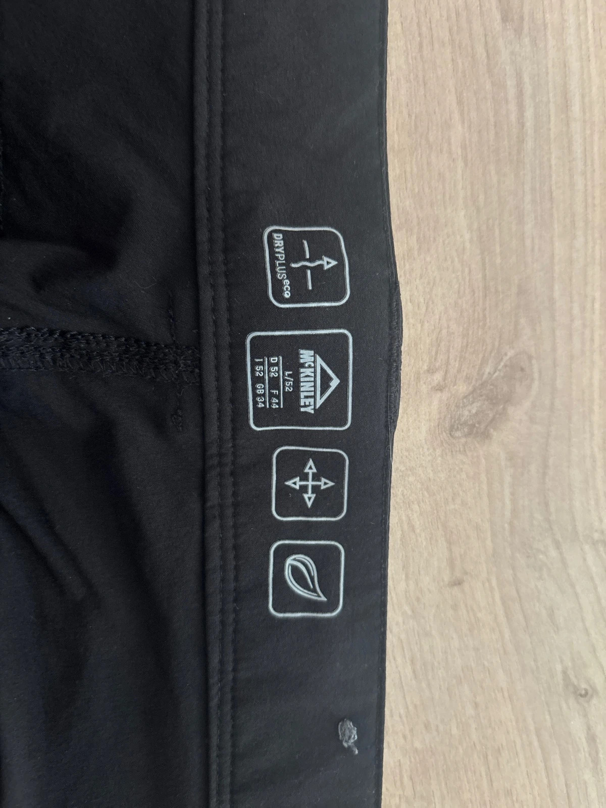 Short noir McKinley neuf sans étiquette taille 44 – McKinley – taille XL 5