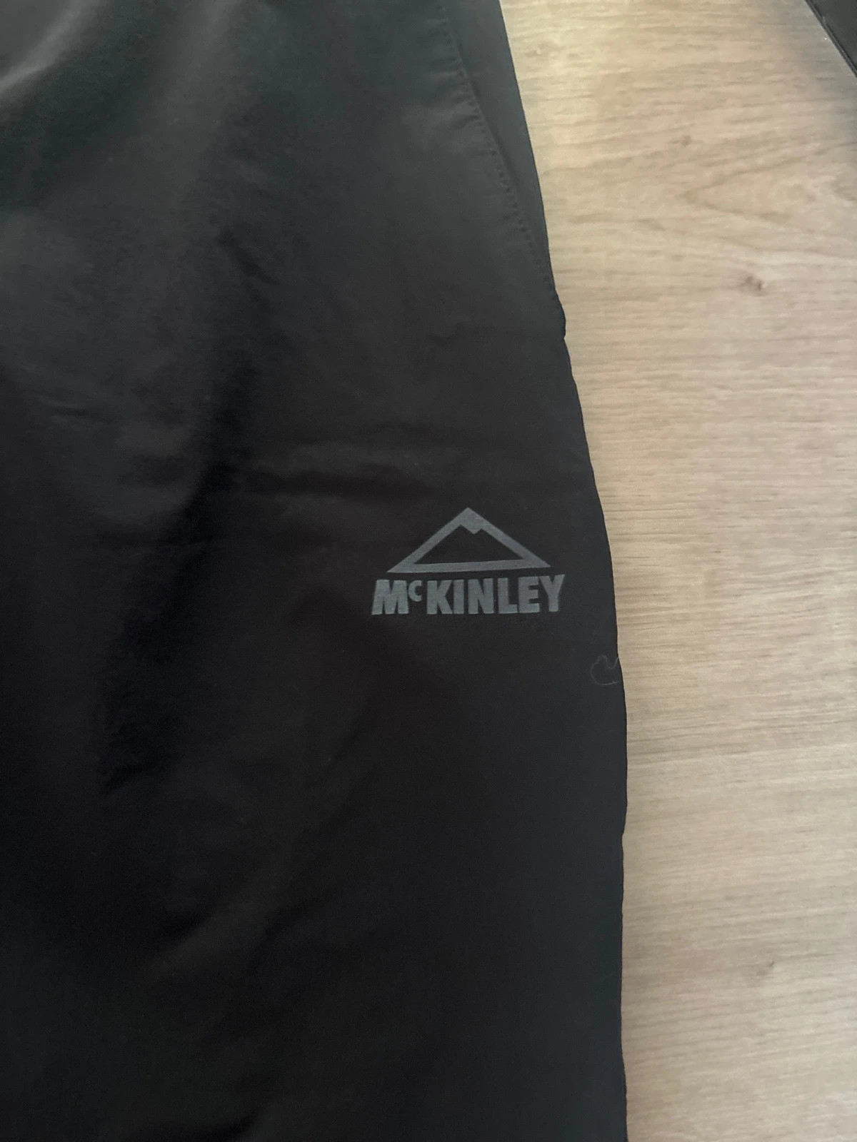 Short noir McKinley neuf sans étiquette taille 44 – McKinley – taille XL 3