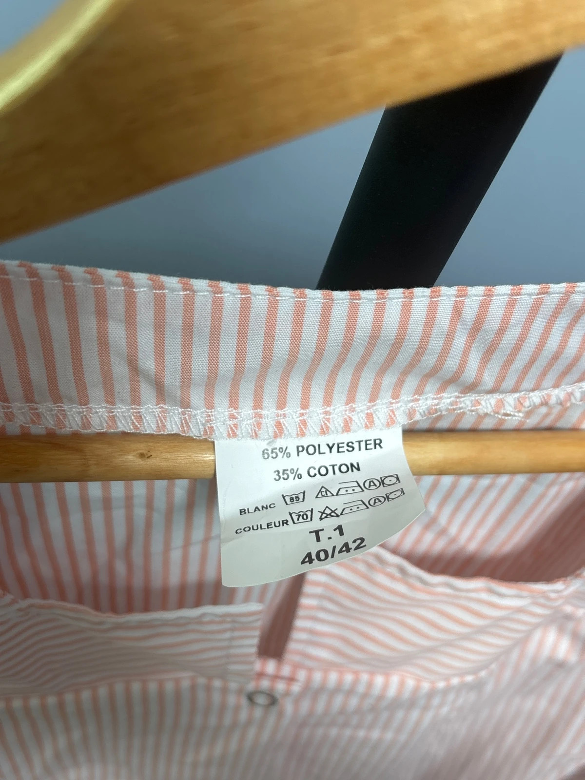 Blouse à rayure verticale blanc et saumon taille 40/42 3