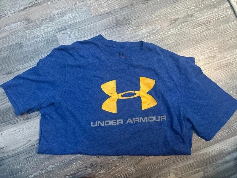 T-shirt Under Armour bleu roi 💙 taille Xl