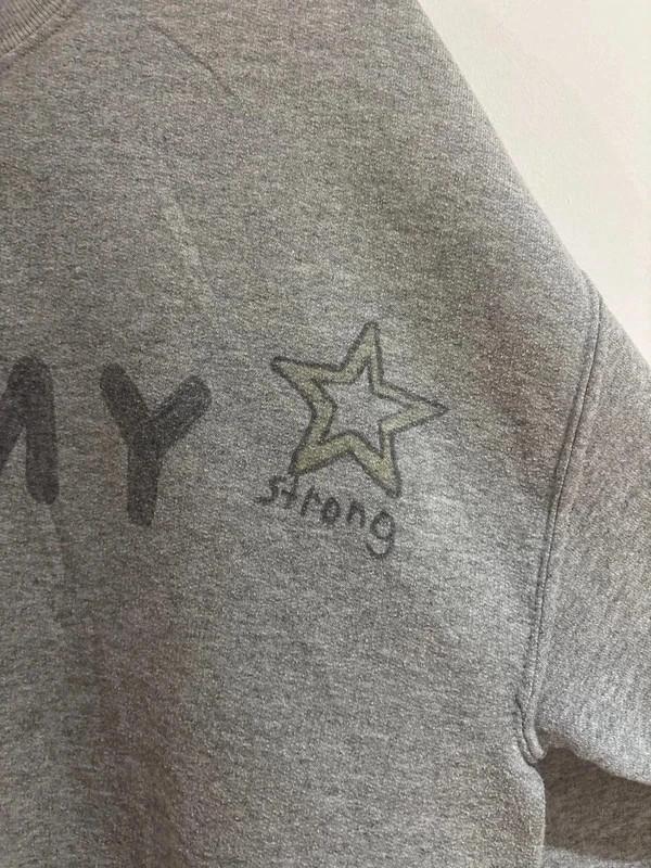 Sweat Gildan gris – taille M 🇺🇸 col rond – Gildan – taille M 3