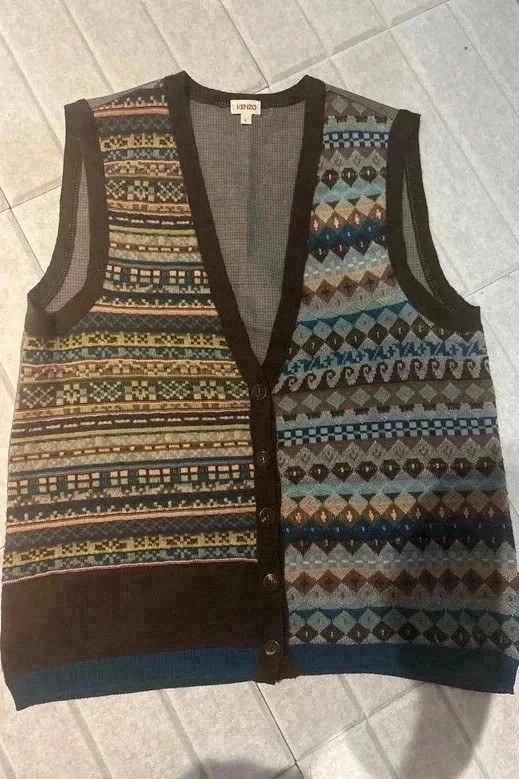 Gilet sans manches KENZO vintage motif jacquard – T. L (plutôt S)