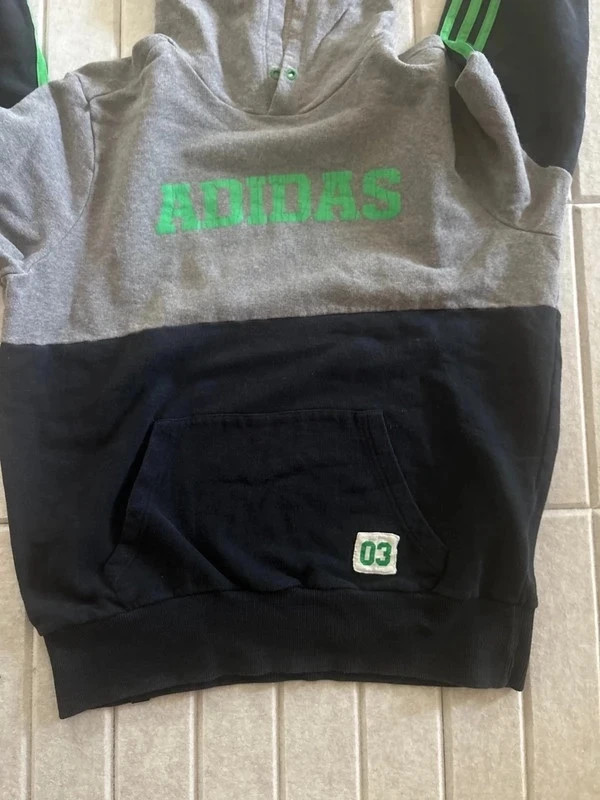 Sweat à capuche adidas vintage gris/noir/vert – Taille M – adidas – taille M 4