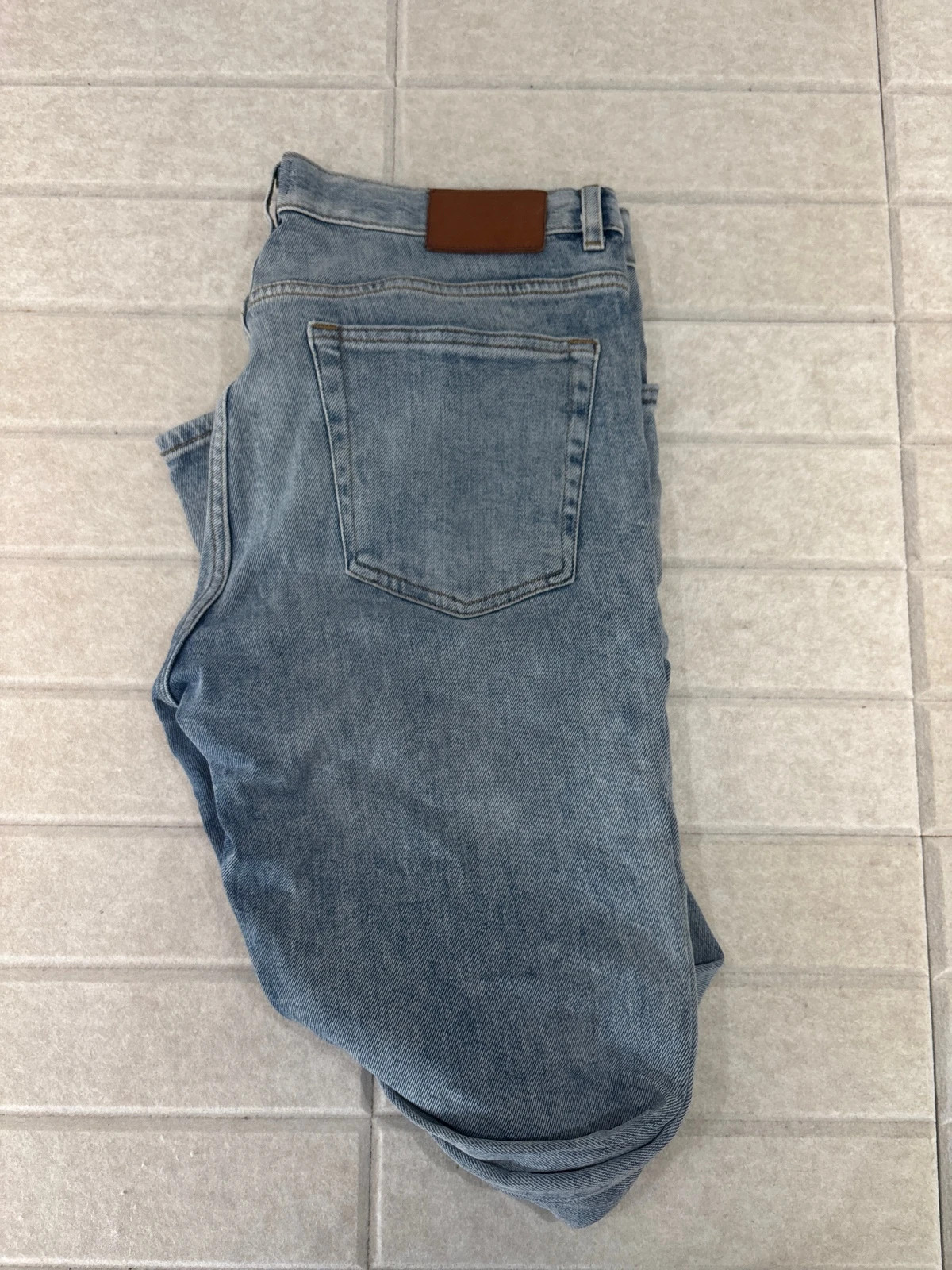 Jean H&M bleu clair – Taille 42 – H&M – taille W33 | FR 42 5