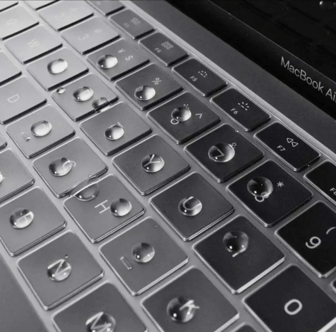 Protector Teclado MacBook Pro 15/16 Transparente – Sin marca 4
