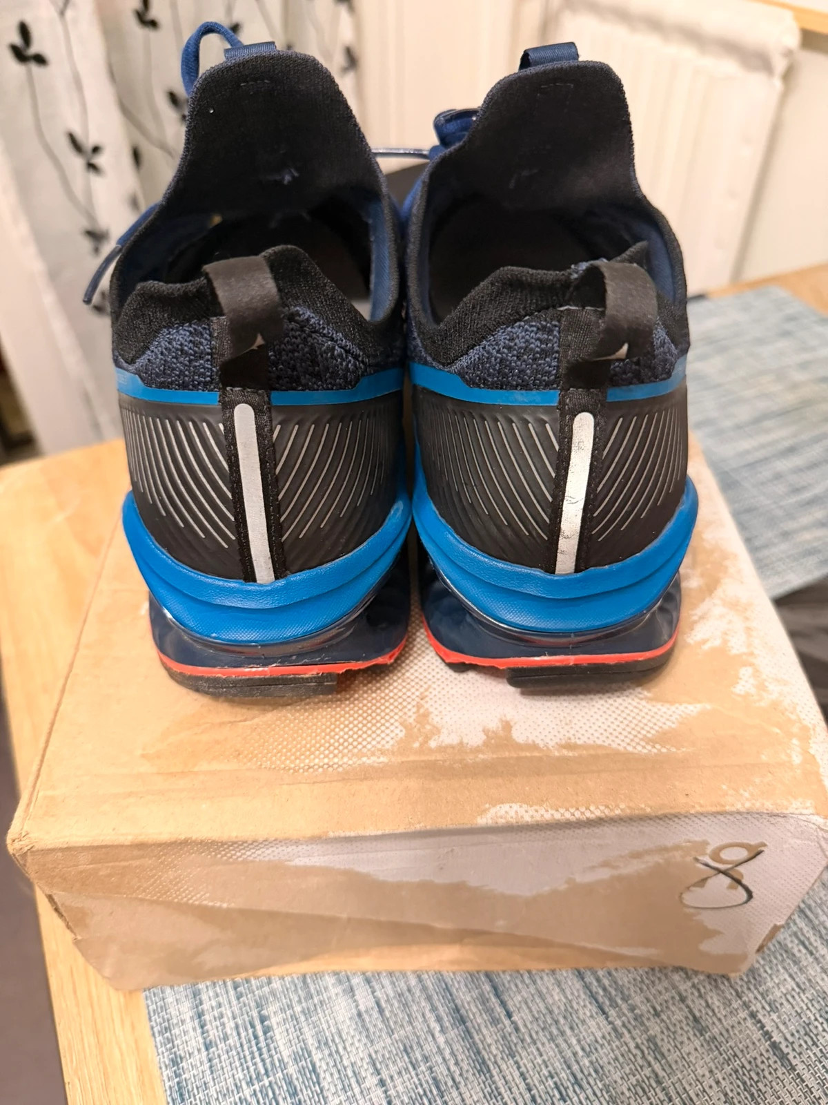 Mizuno Wave Invictus 3 – MIZUNO – taille 46 2